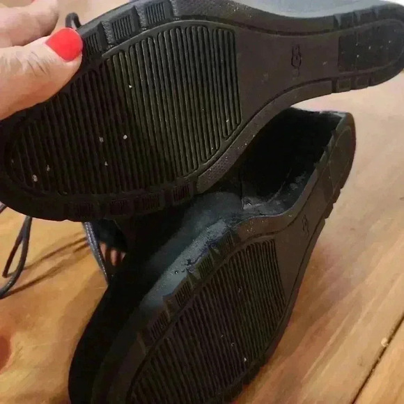 Ugg wedge size 9 black - Picture 5 of 7